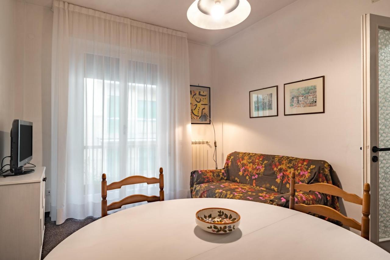 Rivierarent Moma 100 Metri Dal Mare Apartment ฟีนาเลลีกูเร ภายนอก รูปภาพ